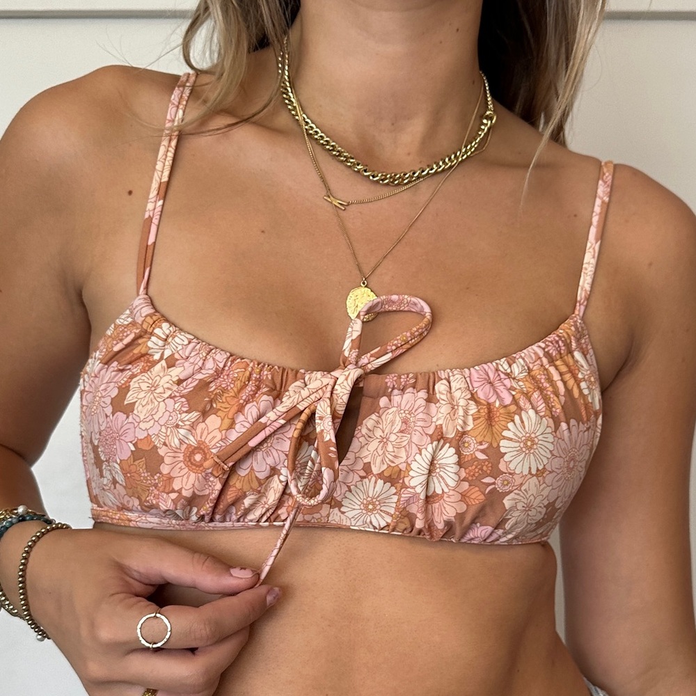 Target Xhilaration retro floral summer bikini top tie summer swimwear rouched